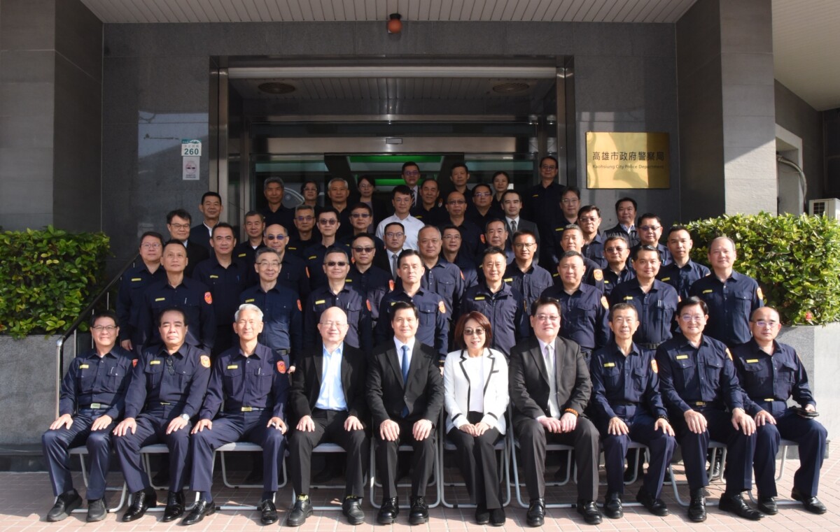 ▲林炎田北上接掌臺北市警察局，康裕成議長肯定其治安表現。