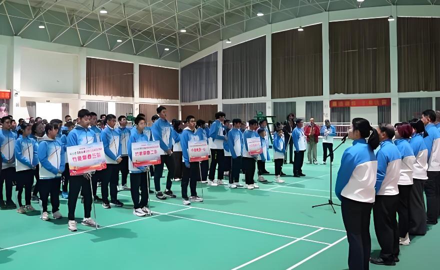 首屆杭台青少年羽毛球交流賽在福建龍岩熱烈開幕