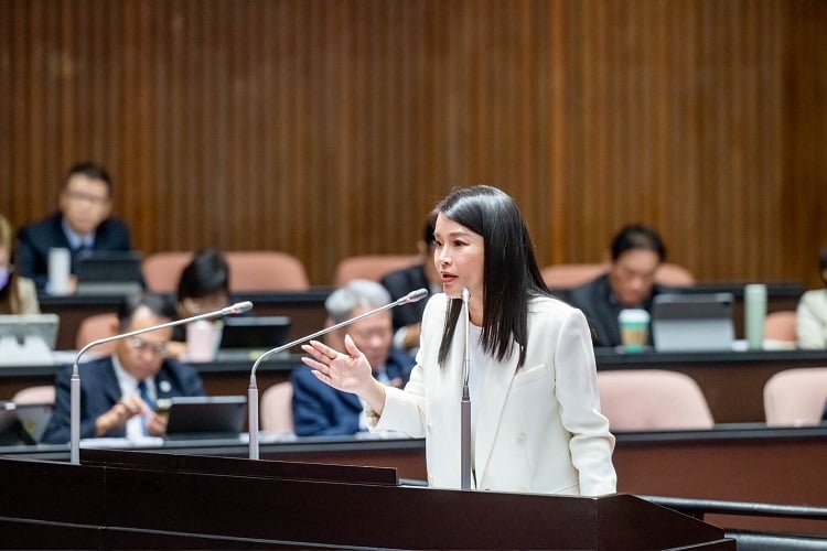 雲林高鐵班次不足運量被低估　張嘉郡：應每半小時一班車