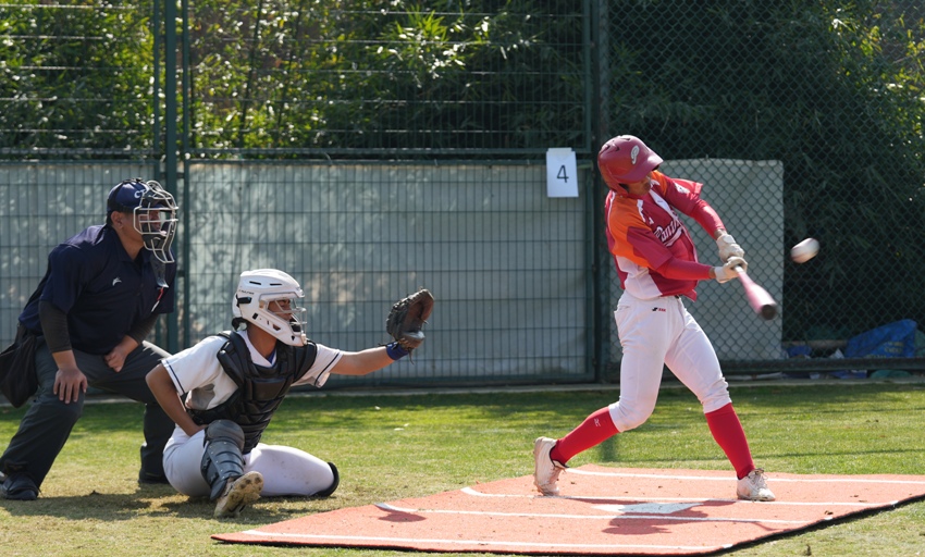 海峽兩岸校際體育聯盟棒球賽在昆明舉行千餘人參賽