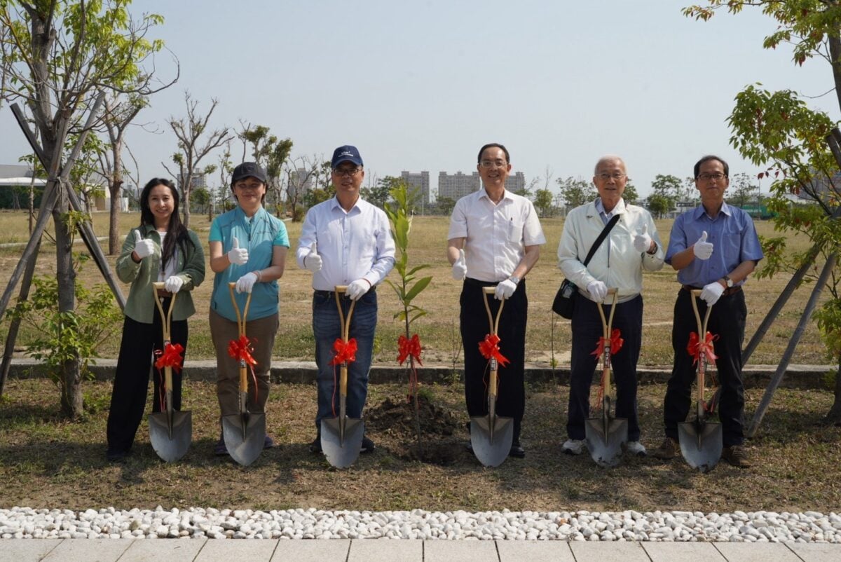 台塑X林保署推動植樹永續　昆仲公園啟動城市綠