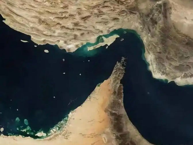 【觀點】秩序的侵蝕　當荷莫茲海峽轉向「選擇性開放」，日本釋油的戰略預判／魯云湘