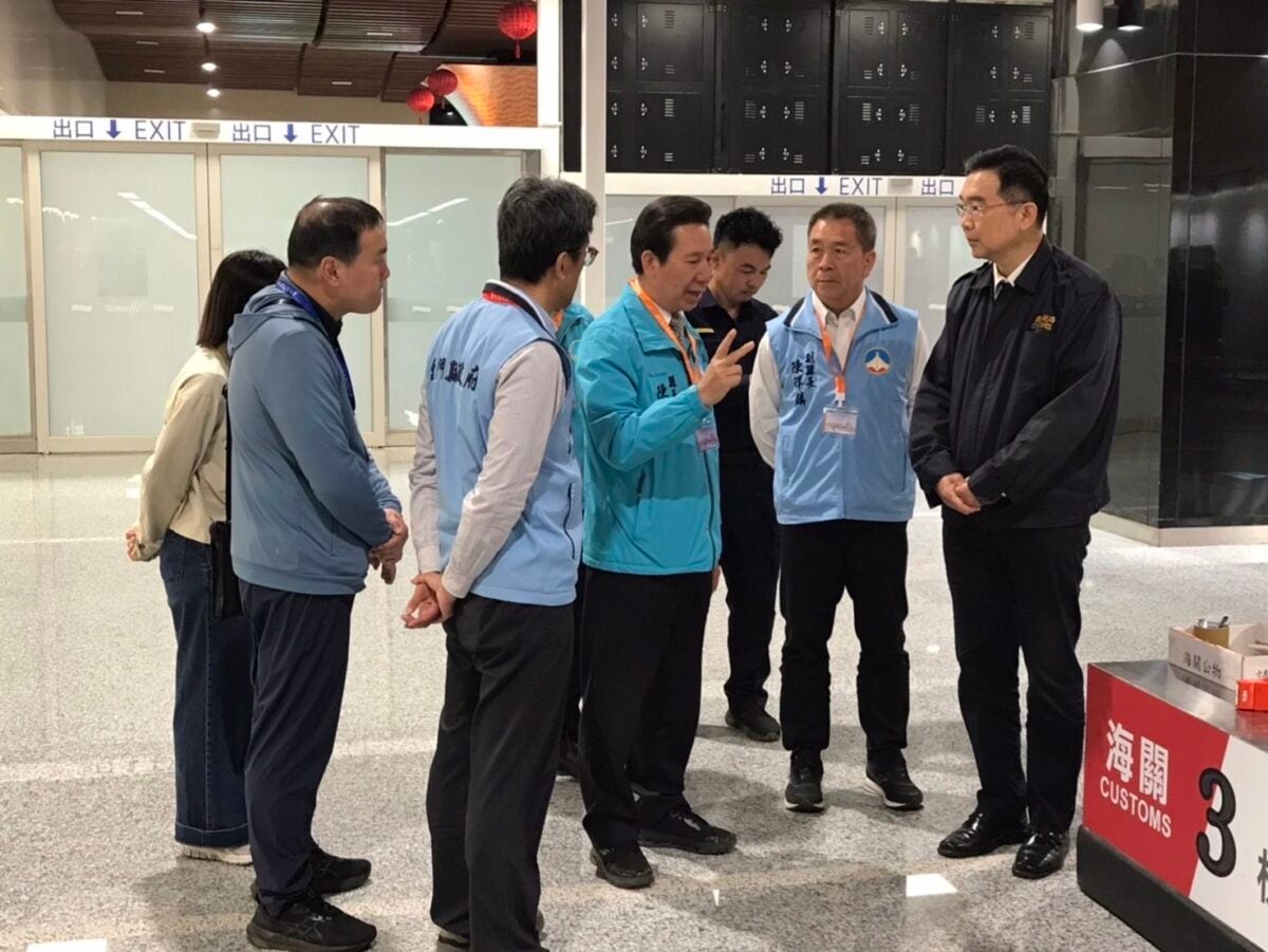 見完邱垂正陳福海立訪小三通CIQS　籲增班、增人力、恢復落地簽