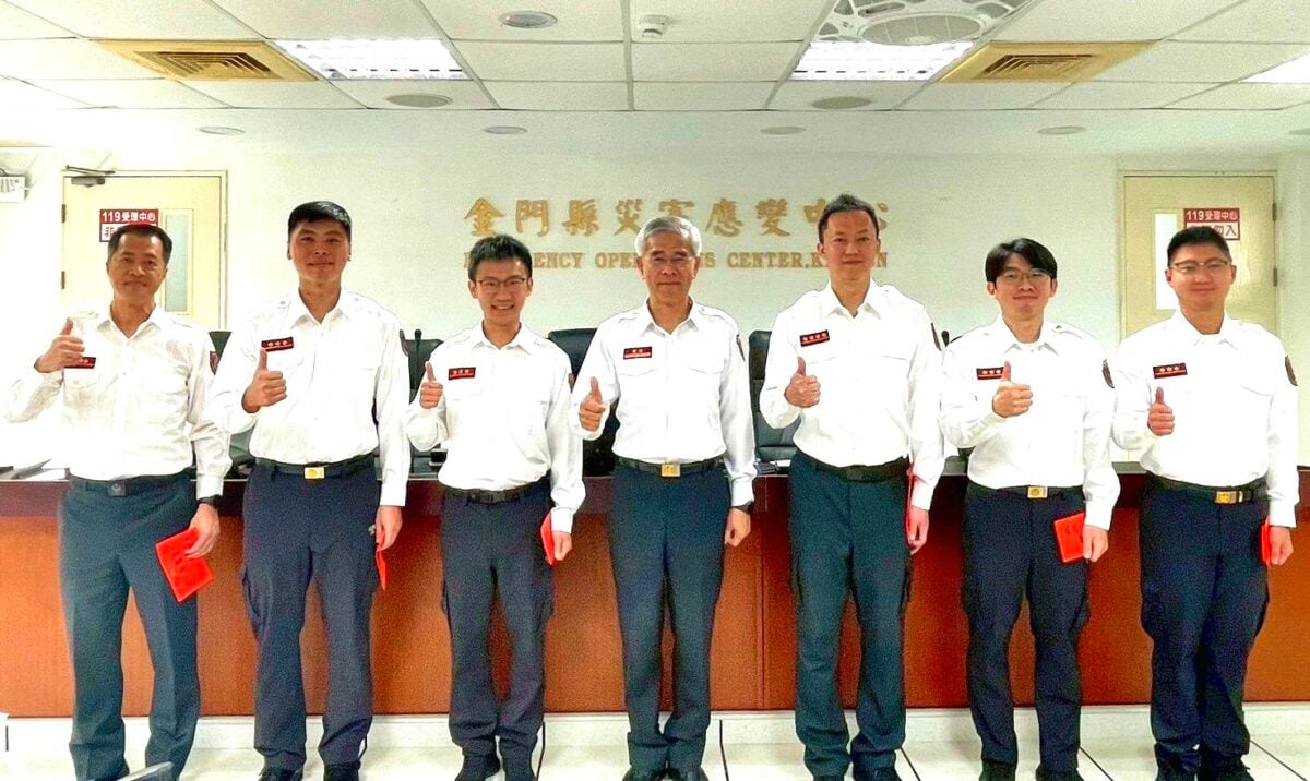 住宅火災救出受困民眾　金消局長嘉勉救災同仁