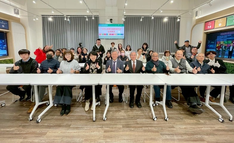 導入AI聲控與串流　聖約翰科大SDGs專業互動教室正式啟用