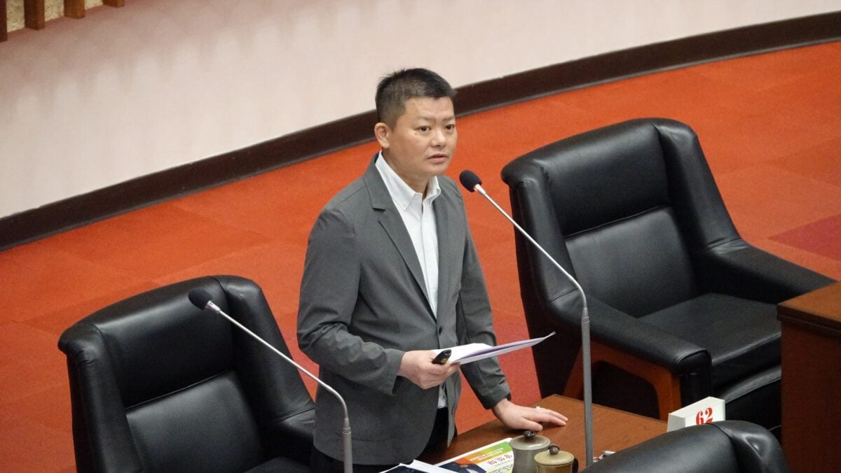 凱旋青樹社宅頻出包　曾俊傑批：保固快到期恐求償無門