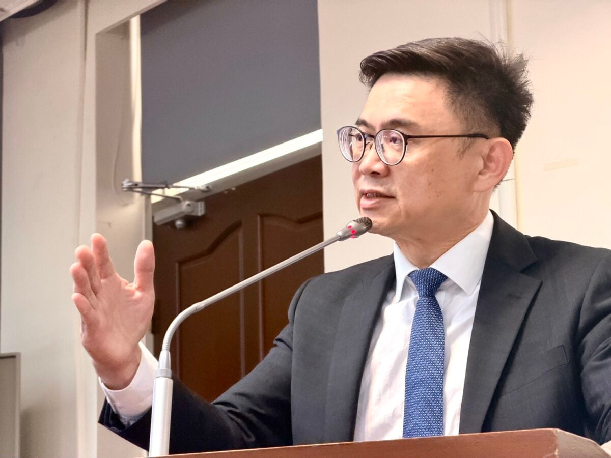 賴瑞隆強勢質詢　成功爭取大林蒲遷村關鍵40億