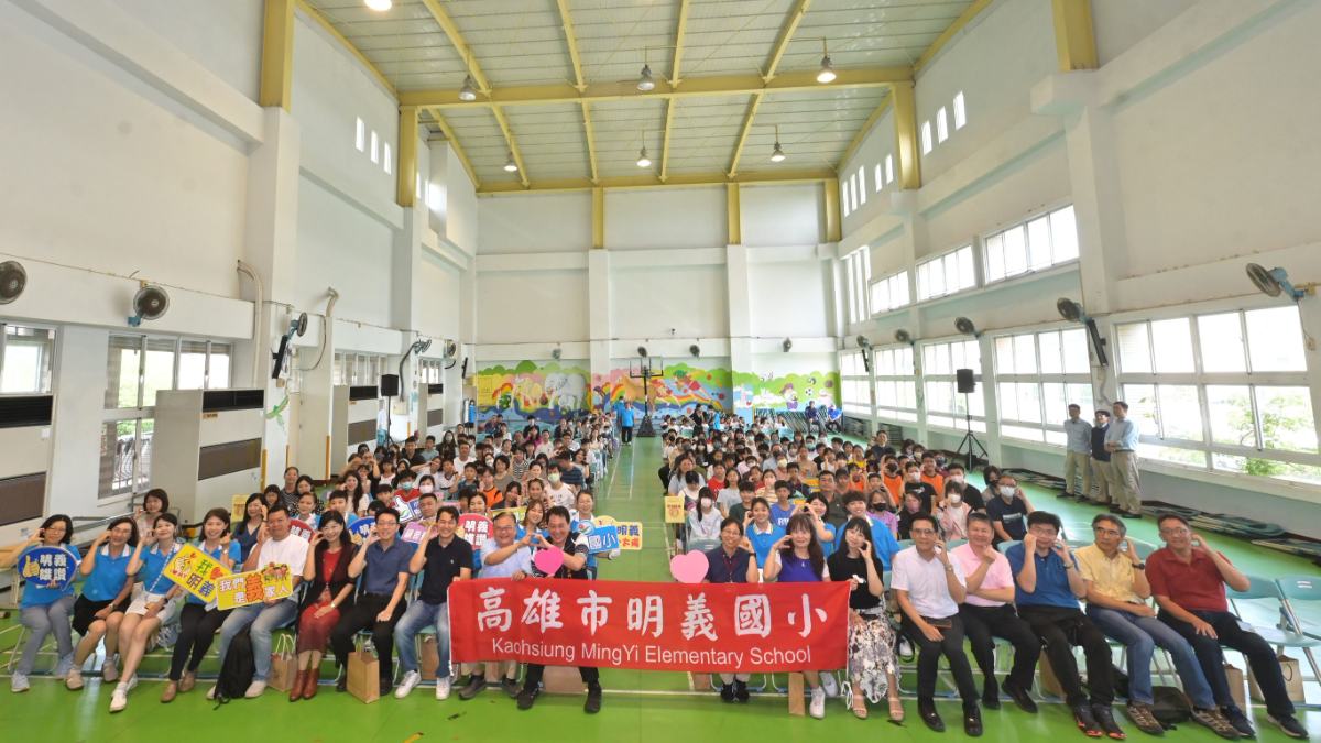 企業暖心力挺教育！中鋼頒發51名獎學金　孝親楷模感動登場