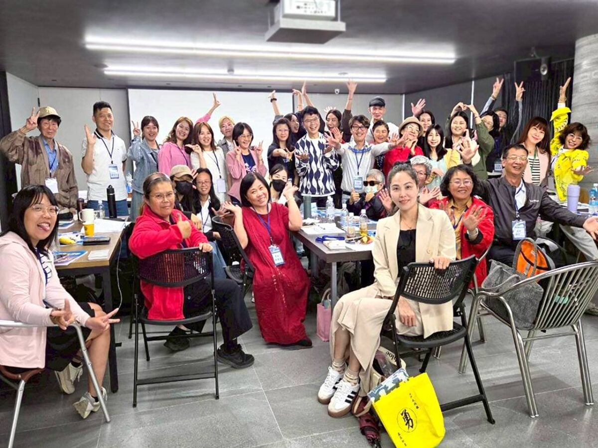 78歲重當新生、視障學員感動發聲　金牌主持營點燃人生第二舞台