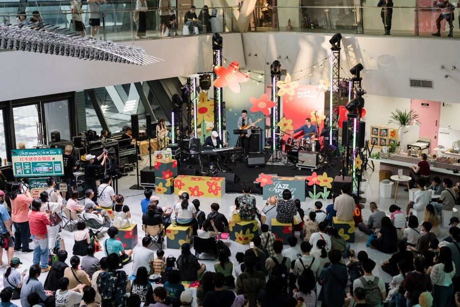 「爵對有春」四天湧2萬人潮　台、日、韓爵士共演　吸引大批外國及親子樂迷同樂