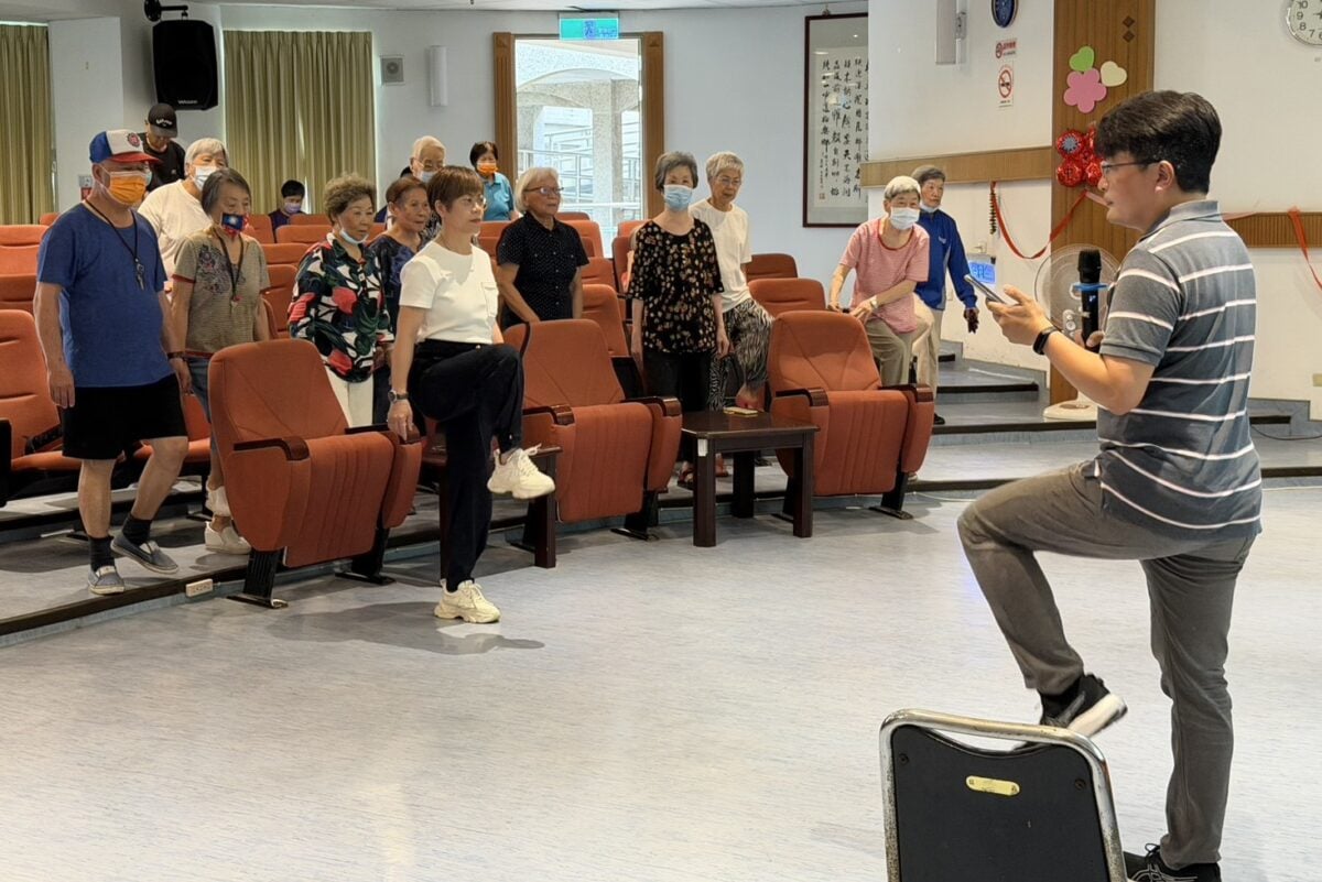 嘉榮於白河榮家辦理「生活不退步」講座　促進榮民(眷)長輩身心好活力