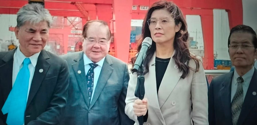 鄭麗文上海遊黃浦江參觀洋山港　出席台企聯午宴會見台商