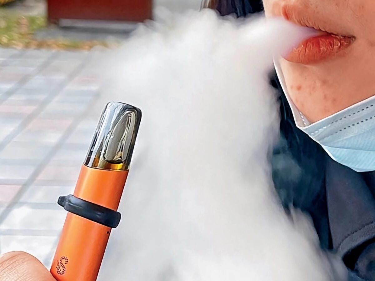 喪屍菸彈重度成癮！男子躲旅館吸毒兩月求死靠這關鍵重拾人生