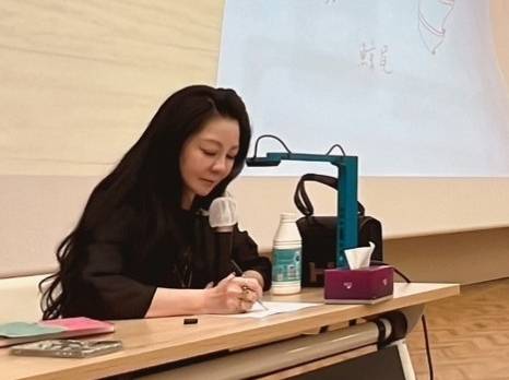 沐華總裁洪若萍活用催眠與禪繞藝術　帶領員工打造幸福職場文化
