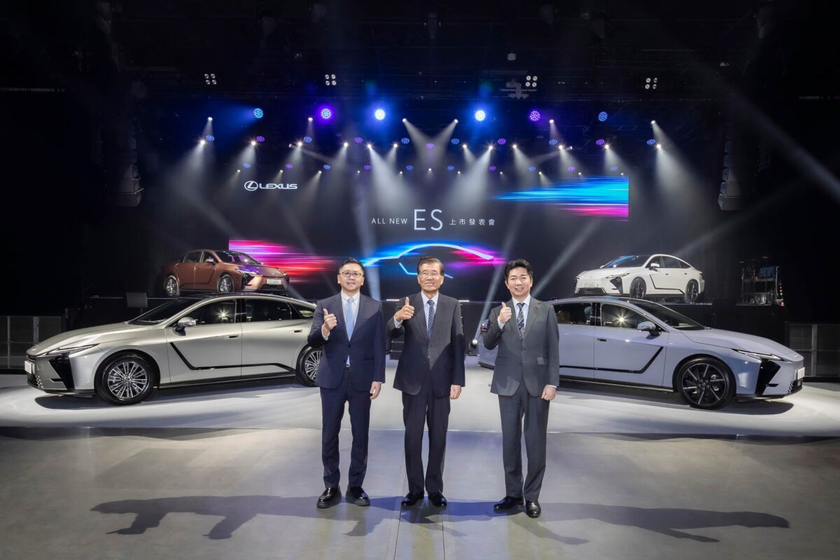 ▲LEXUS ES 新世代旗艦房車雙動力磅礡登場