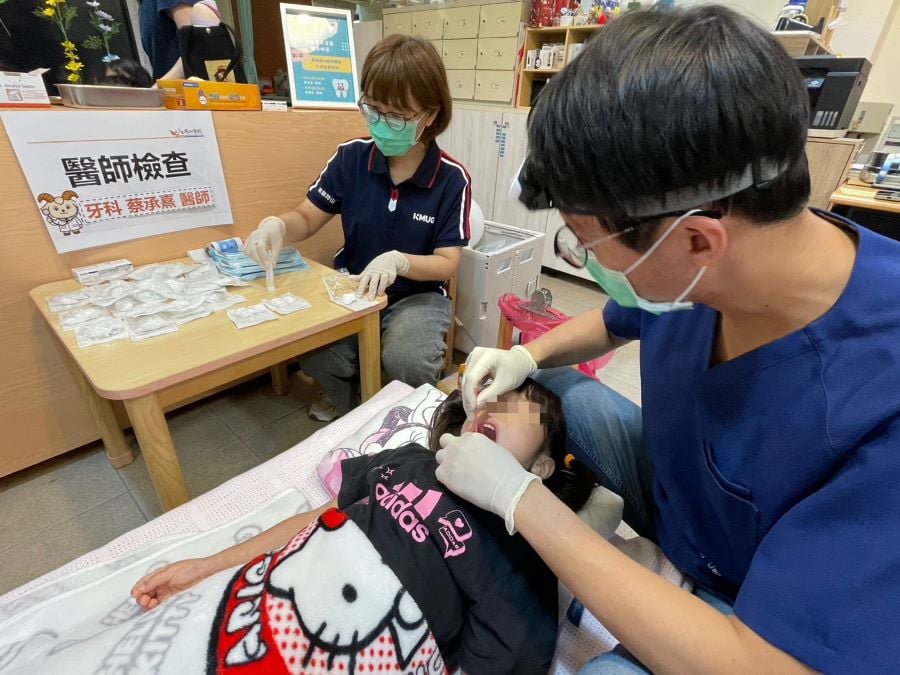 高醫岡山醫院攜手幼兒園推動入校塗氟　守護學童口腔健康從小做起