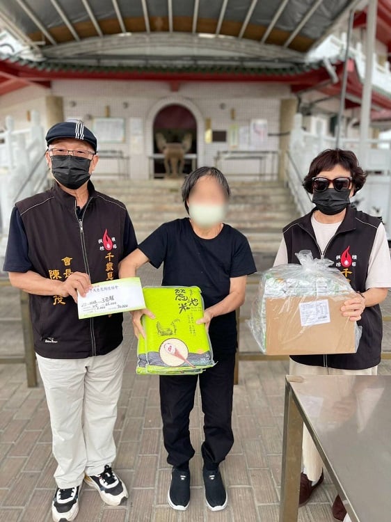 一甲子未見同窗已辭世　陳學茂捐7萬元助圓滿後事