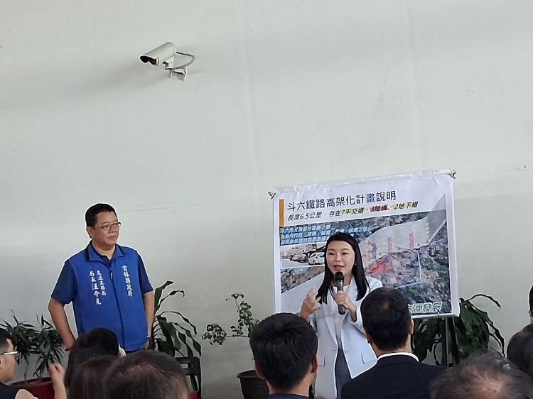 張嘉郡率交委會考察斗六鐵路高架化　促政院儘速核定動工