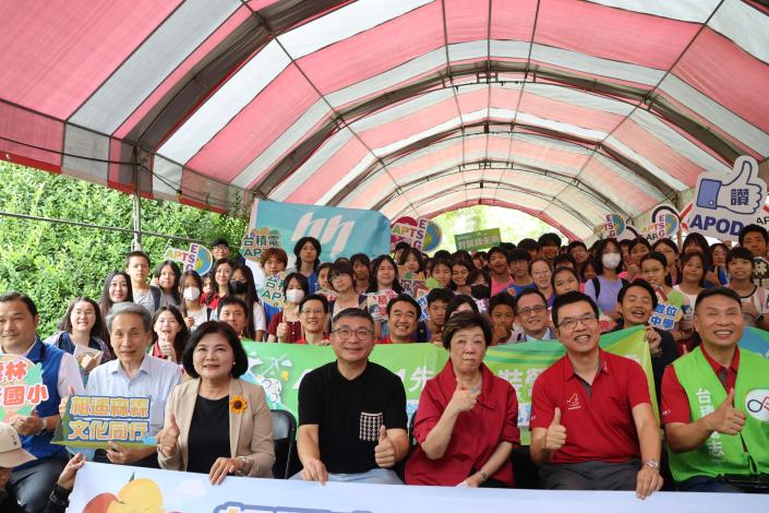 台積電慈善基金會下鄉推動科學教育　下崙國小與新竹實中城鄉交流學習