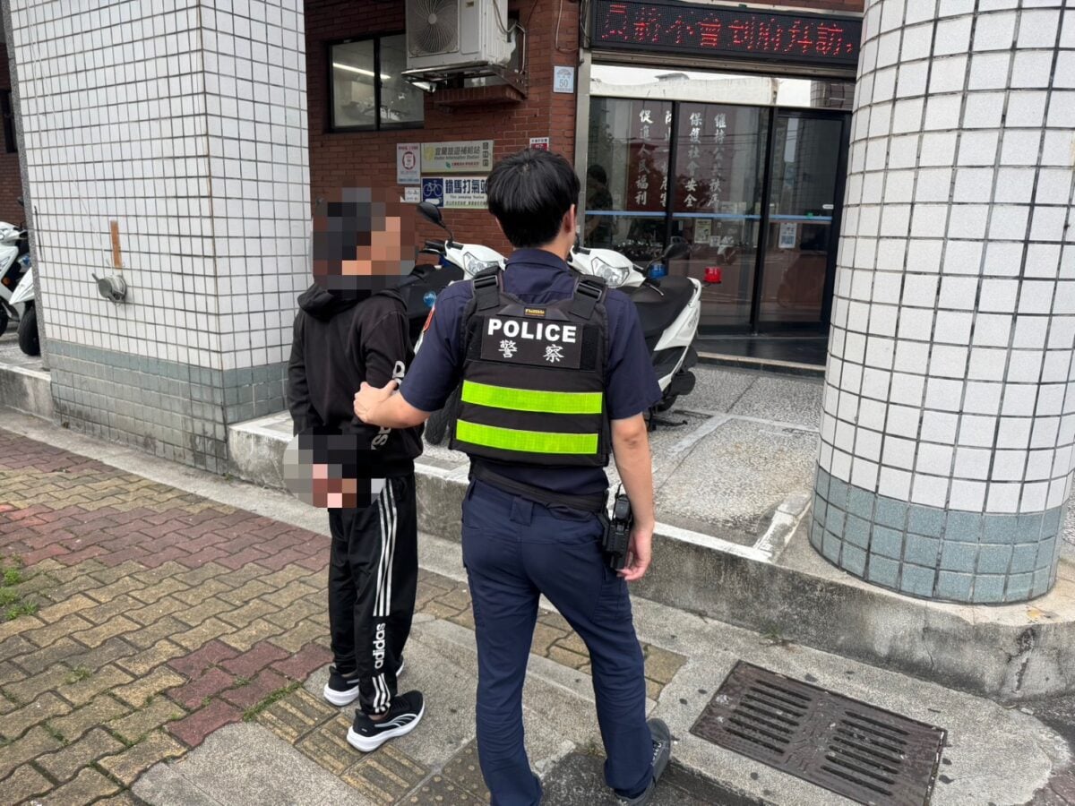 宜警查獲男子毒駕追撞前方車