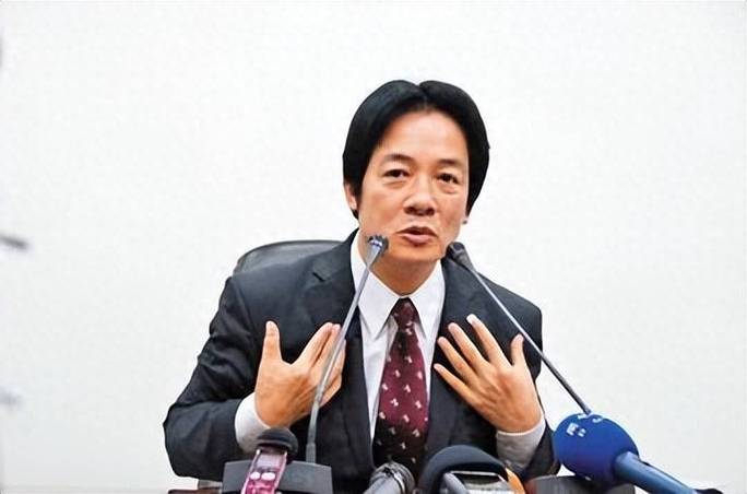 賴政府拿國防預算來請客吃飯！／何溢誠