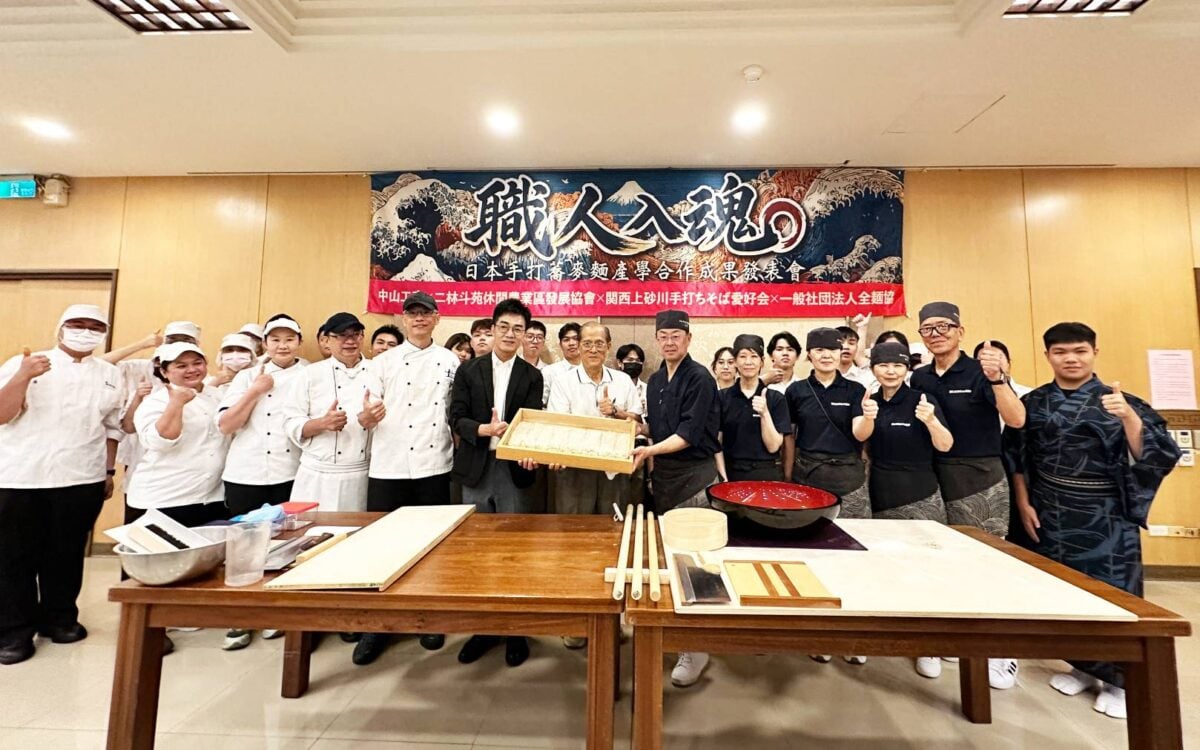 日本蕎麥麵名人大內卓來台傳藝　中山工商X二林農會深化產學合作