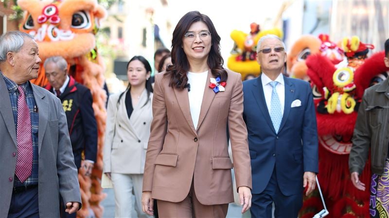 鄭麗文訪美訴求和平　效益有待觀察！／何溢誠