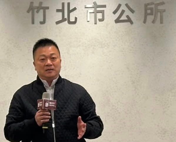 ▲見證竹北成長20年，林啟賢盼成為城市治理者。（圖／引用自林啟賢臉書）