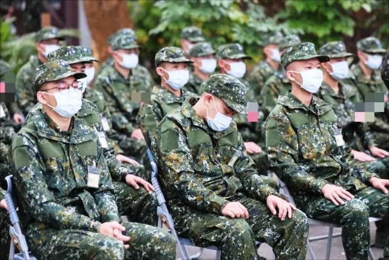 關他1年治得了逃兵，卻治不了厭戰／何溢誠
