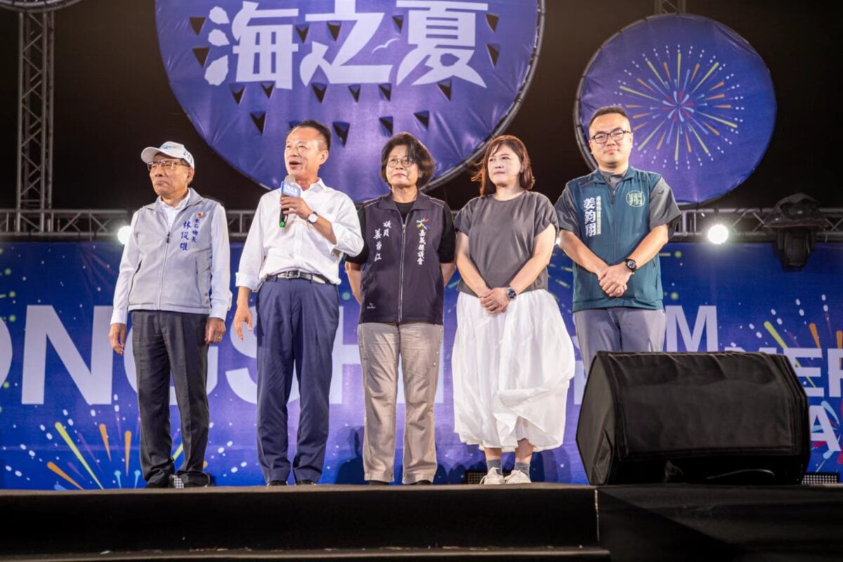 東石海之夏熱力延燒　親子、樂迷齊聚東石漁人碼頭