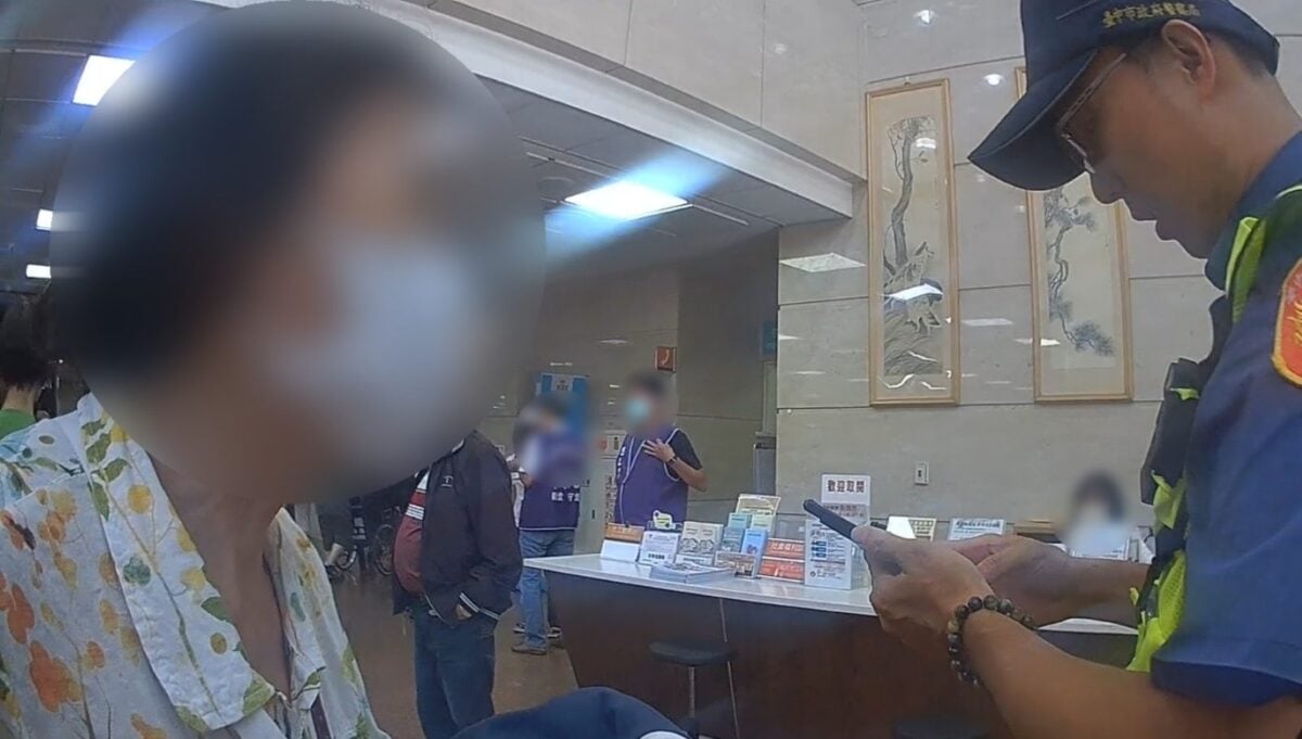 忘付車資惦記一個月　警找到暖心司機圓婦心願