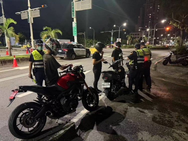 暑期重拳防制酒毒駕　三度結合保五動員90警強勢執法　嘉市警7月已查獲酒毒駕38件　