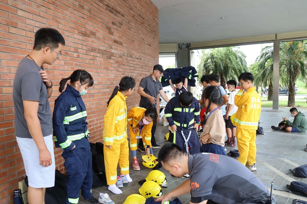 救火、CPR、VR地震體驗全上場　雲林小小消防員暑期營熱鬧開跑