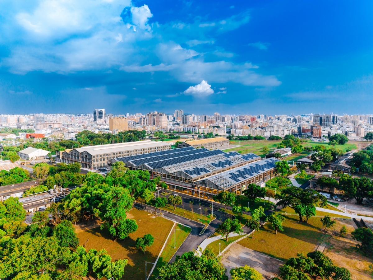高雄最新親子景點再掀熱潮！台鐵機廠8/8開園　陳其邁要求安全零死角