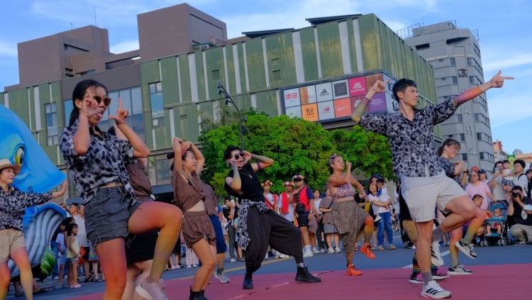 讓街道化身人人劇場！東博踩街嘉年華匯聚在地共創能量　展現多元文化風景