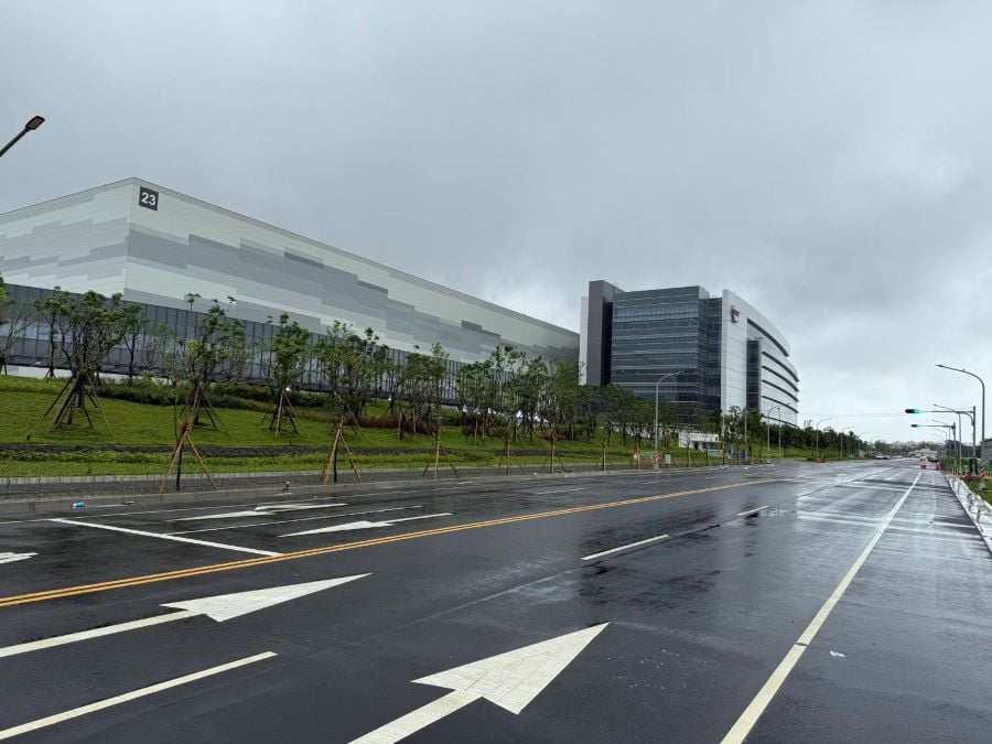 高市經發局視察產業園區、市場　掌握營運現況並加速復原作業