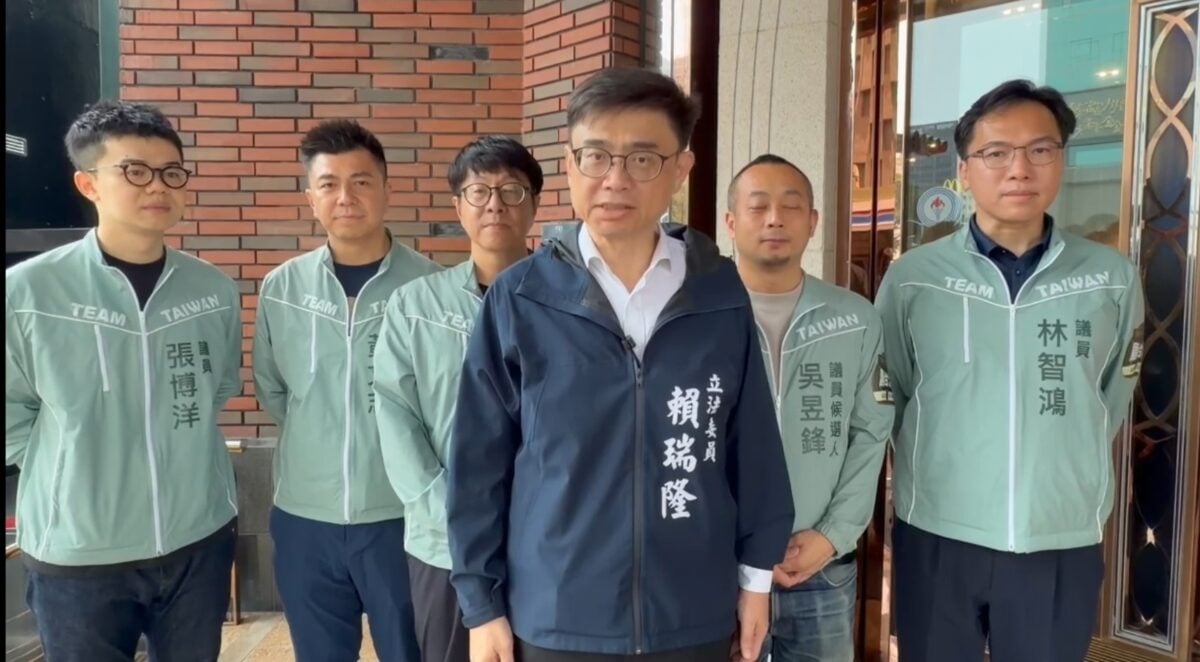 ▲高雄市長參選人、立委賴瑞隆今（29）日針對台北市長蔣萬安頻點名高雄回應，強調重大建設應理性監督，不應以政治攻防否定南部投資。