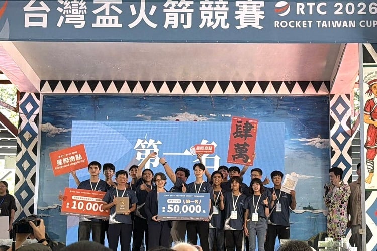 國家前瞻人才培育落地虎科大　學生自製火箭勇奪台灣盃3K組第一名