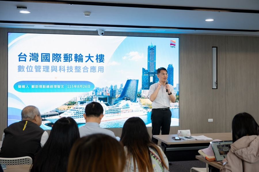 交通部視察高雄港旅運中心　肯定戰情中心及郵輪大樓運作