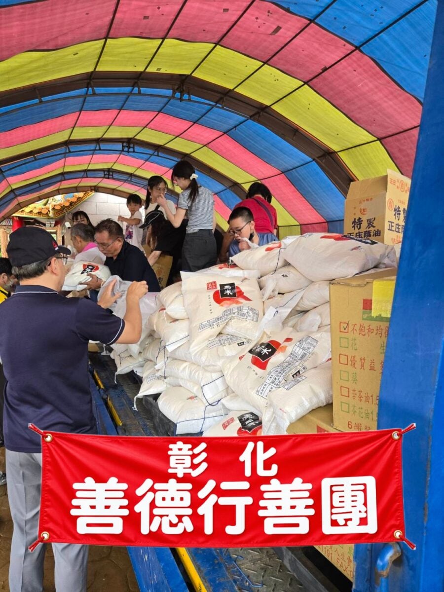 愛心不只送物資！彰化善德行善團走進水林暖到長輩心坎