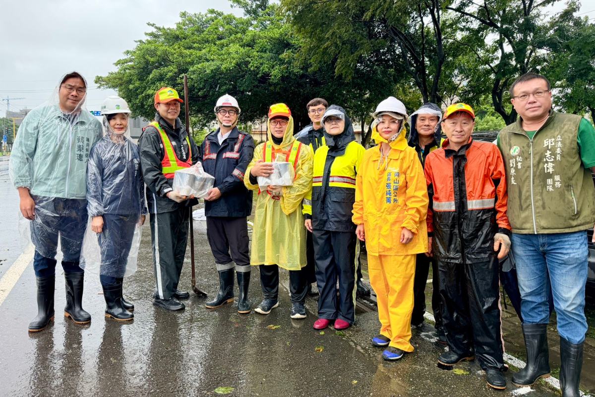 24小時雨量恐達400毫米　陳其邁巡北高雄抽水站嚴防積淹水