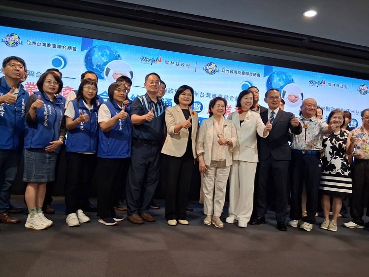 農產拓國際、台商回鄉投資　雲林攜手亞總打造綠色通道