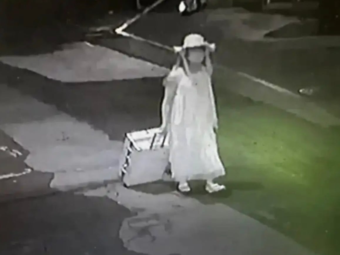 ▲嫌犯曾換上女裝,搭計程車前往東大邱站附近關閉被害人的手機,製造假象轉移焦點。