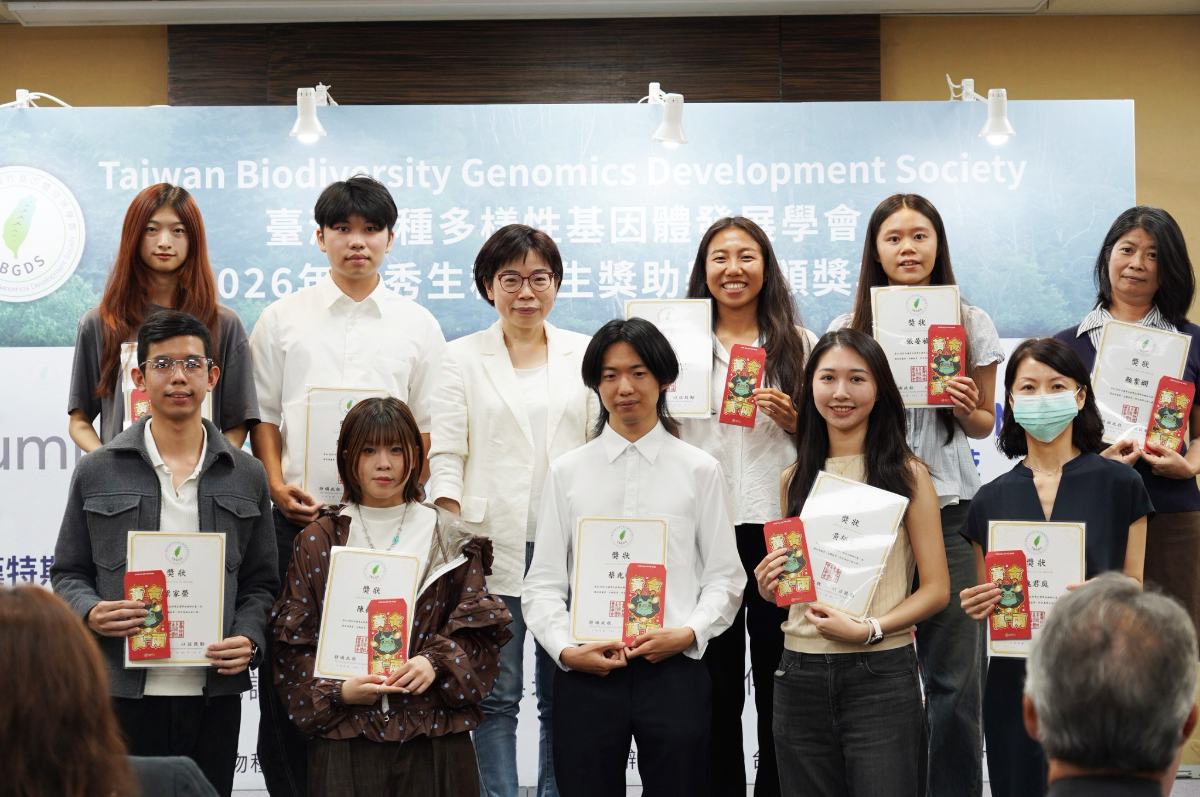 義守醫檢雙傑全國爭光！勇奪「優秀生科學生獎學金」　研發低成本高精準檢測技術