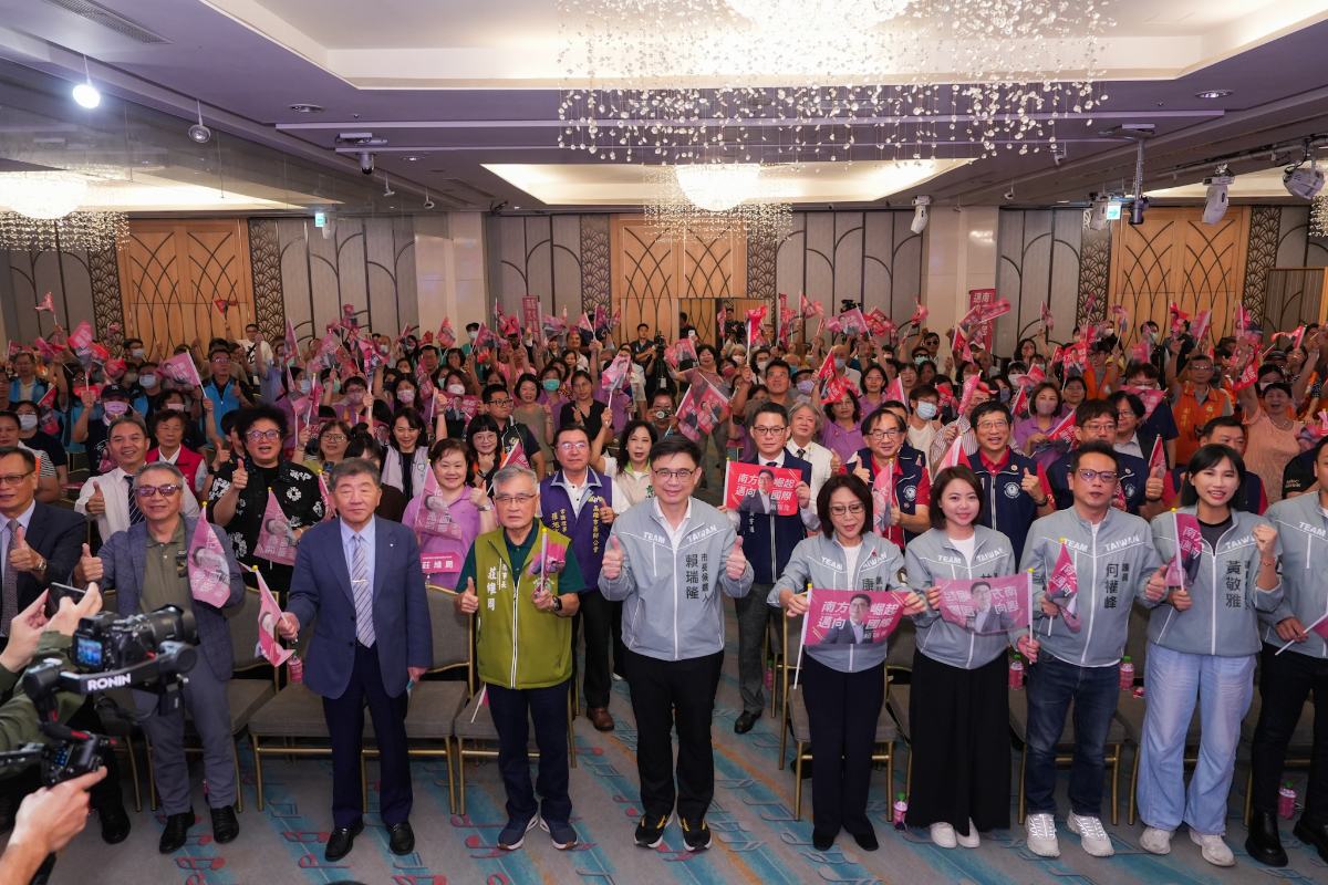 醫藥護37團體集結力挺賴瑞隆　陳時中站台「健康高雄2.0」四大政策曝光